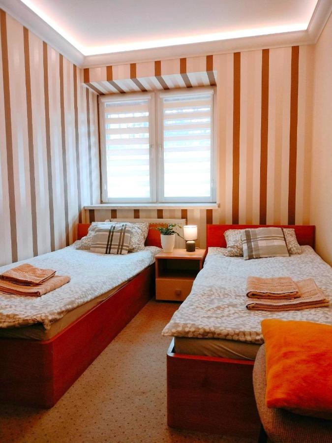 Gosciniec Nad Sawa Bed and Breakfast Handzlowka Buitenkant foto